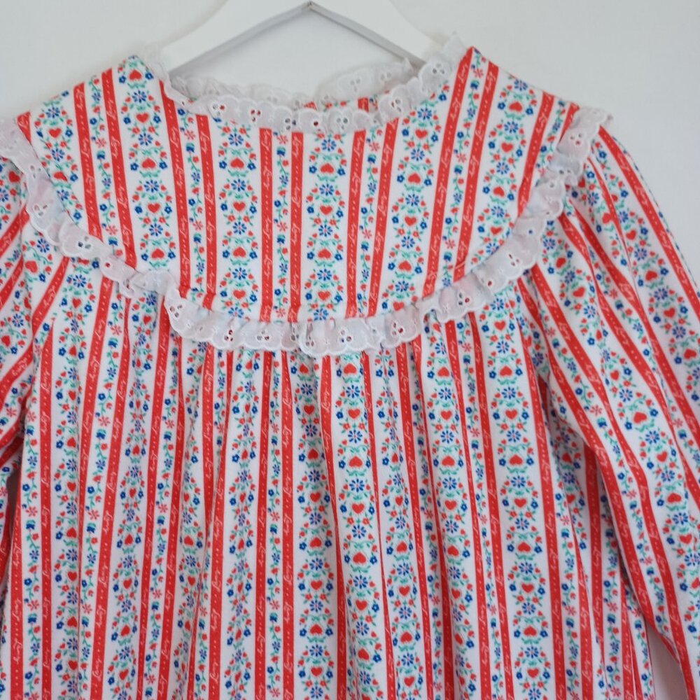 Lanz of Salzburg Girls Nightgown Tyrolean Red Heart Floral Size X Large 14/16 - Picture 4 of 11